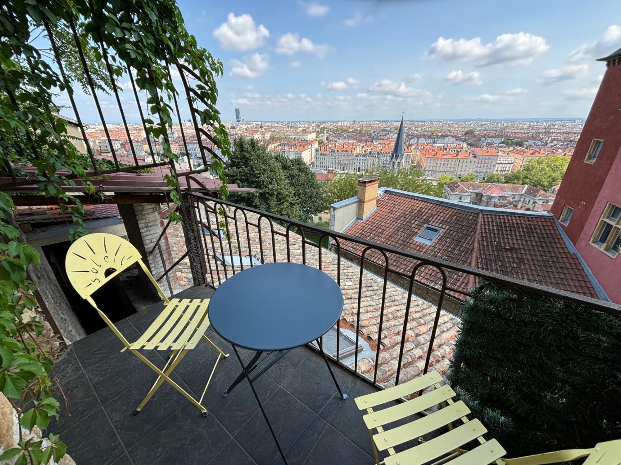 Les Jardins Du Gourguillon Apartment Lyon Bagian luar foto